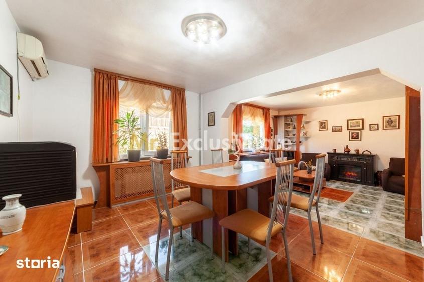 Casă cu 6 camere cu Teren 5000 Mp în Dârmănești