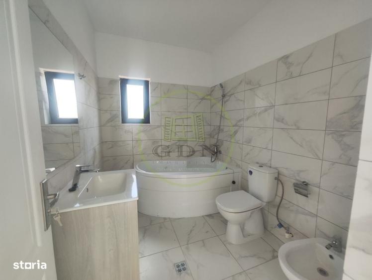 Casă cu 3 camere în Central