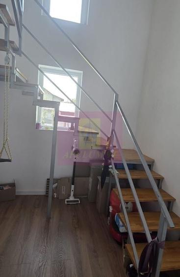 Casă cu 4 camere cu Teren 497 Mp în Central