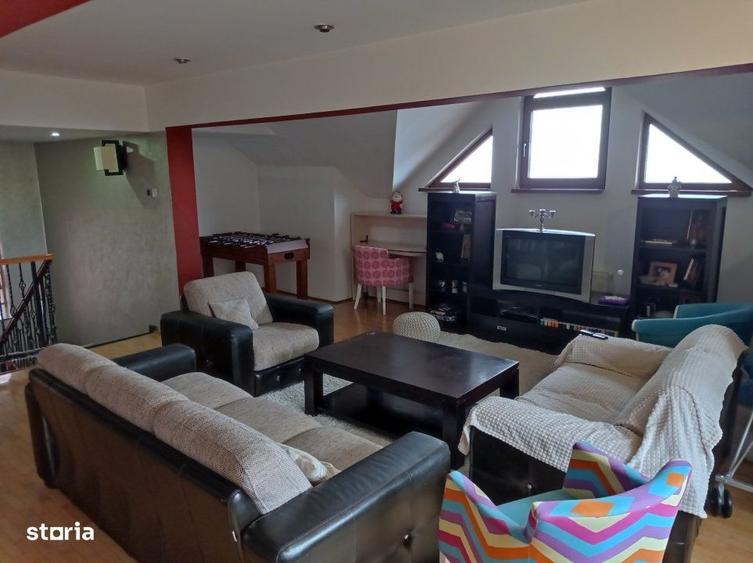 Casă cu 4 camere cu Teren 360 Mp în Craiovei