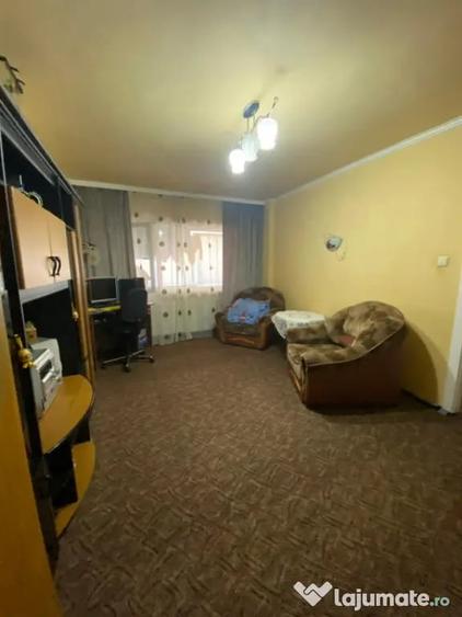 Apartament cu 2 camere decomandat, mobilat în Gării