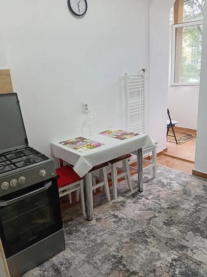 Apartament cu 2 camere semidecomandat în Astra