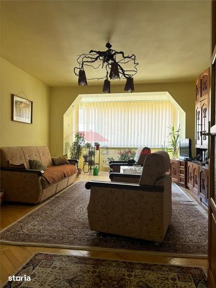 Apartament cu 3 camere decomandat în Ultracentral