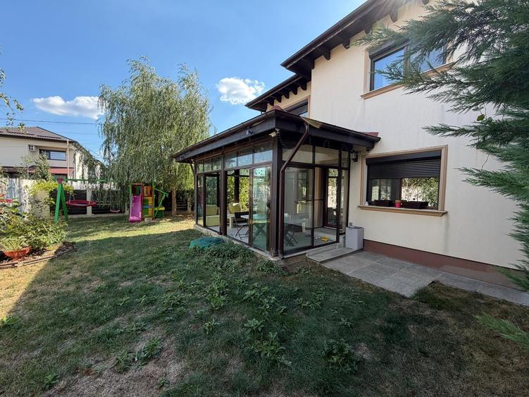 Casă individuală cu 4 camere cu Teren 440 Mp în Tunari