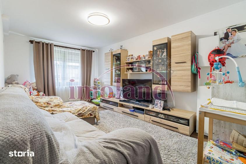Vanzare- Apartament - 3 camere cu centrala - - Pta Rahova - 3