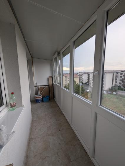 Apartament cu 2 camere semidecomandat în Florești