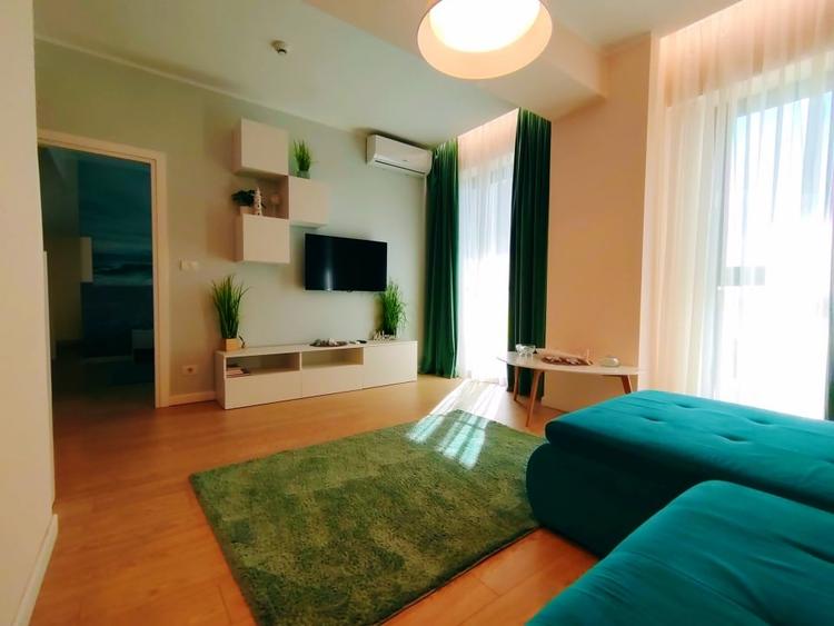 Apartament cu 2 camere decomandat, mobilat în Mamaia