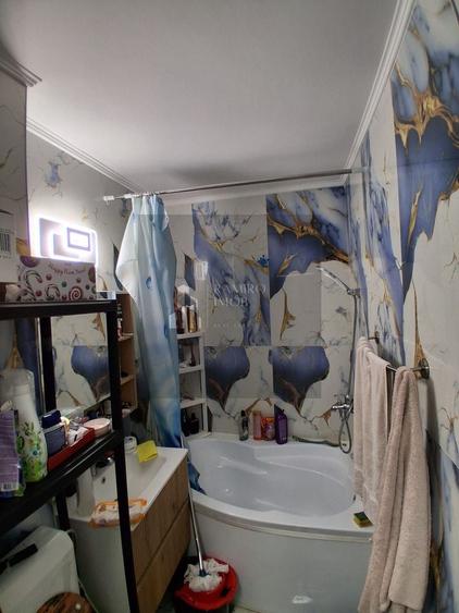 Apartament cu 2 camere semidecomandat în Olteniței