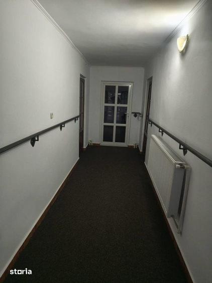 Casă cu 5 camere cu Teren 1000 Mp în Central