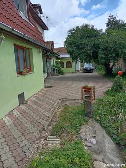 Casă cu 6 camere în Marghita
