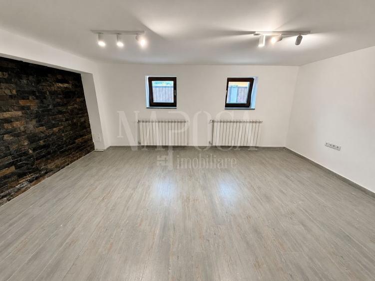 Duplex cu 4 camere cu Canalizare în Gruia
