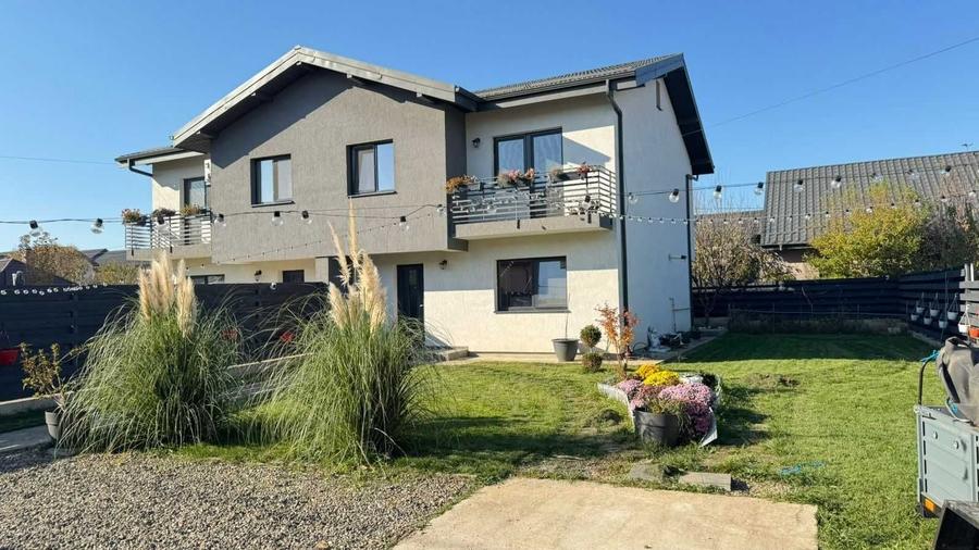 Casă cu 4 camere cu Teren 400 Mp în Valea Adâncă