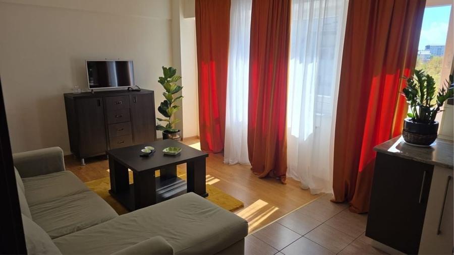 Apartament cu 2 camere decomandat în Exterior Vest