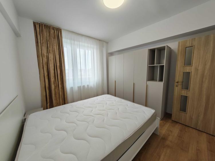 Apartament cu 3 camere decomandat în Ultracentral