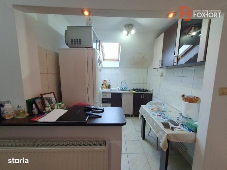 Apartament de vanzare cu 2 camere si balcon, zona Shopping City - 3