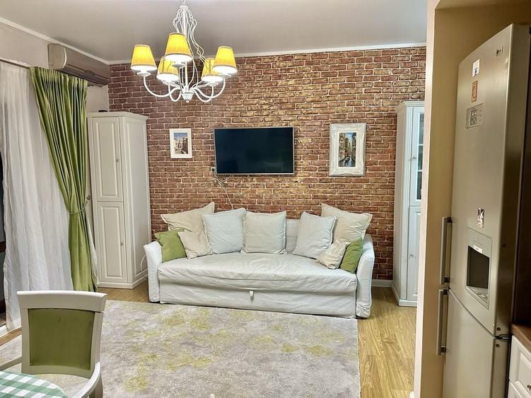 Apartament cu 2 camere decomandat în Dacia