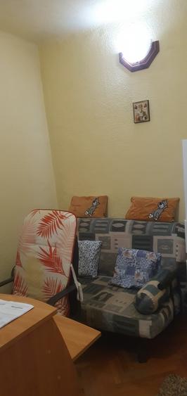 Apartament cu 3 camere semidecomandat în Beller