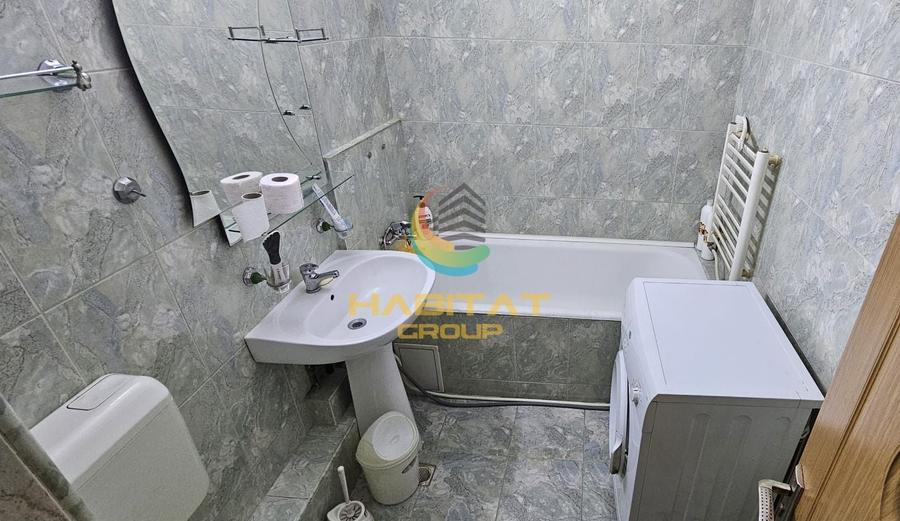 Apartament cu 3 camere decomandat, mobilat în Gorjului