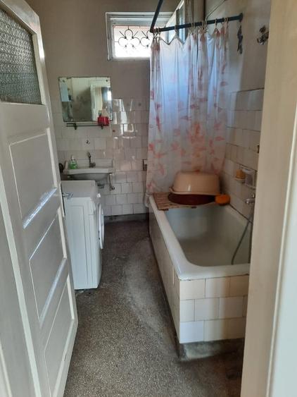 Casă cu 4 camere cu Teren 110 Mp în Central