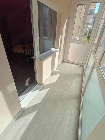 Apartament cu 2 camere semidecomandat în Girocului