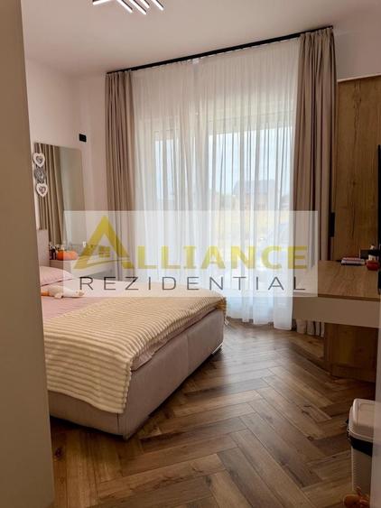 Casă individuală cu 4 camere cu Canalizare în Berceni