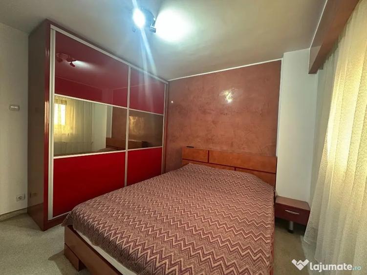 Apartament cu 2 camere decomandat în Republicii