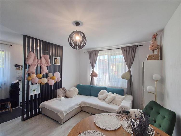 Duplex cu 3 camere cu Teren 160 Mp în Aeroport