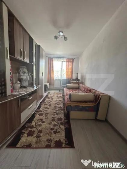 Casă cu 5 camere cu Teren 3000 Mp în Central
