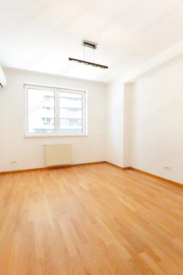 Apartament cu 5 camere decomandat în Herăstrău