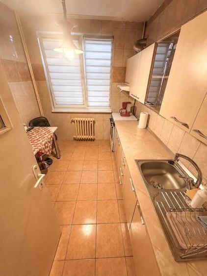 Apartament cu 2 camere semidecomandat, mobilat în Titan