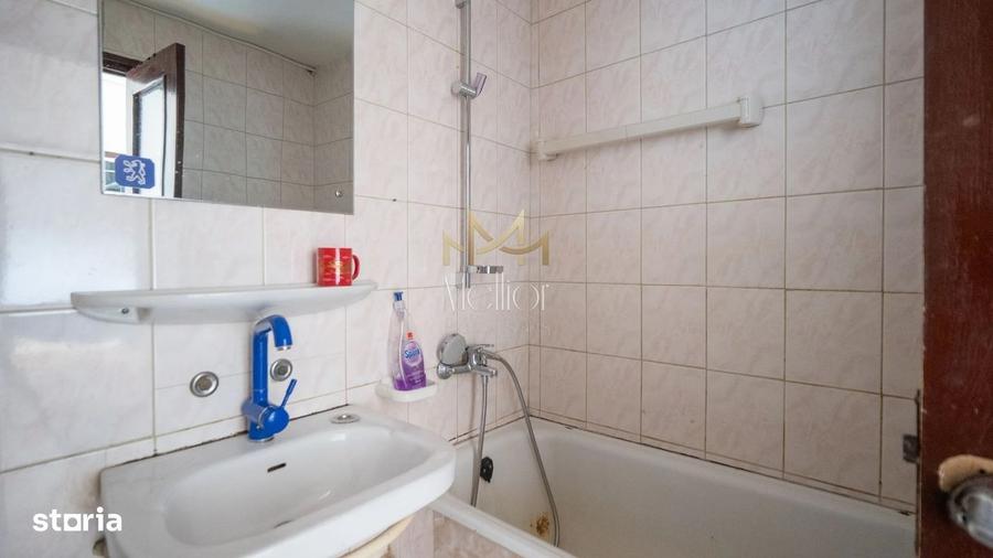 Garsonieră decomandată în Central