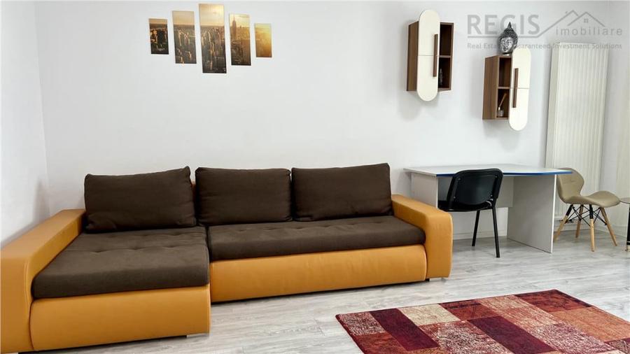 Apartament cu 2 camere decomandat în Avantgarden