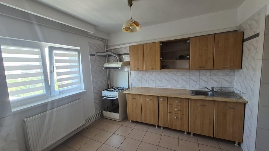 Apartament cu 2 camere decomandat în Dristor