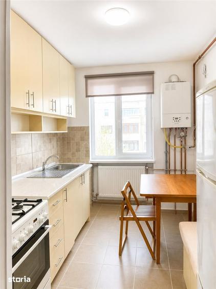 Apartament cu 2 camere semidecomandat în Săsar