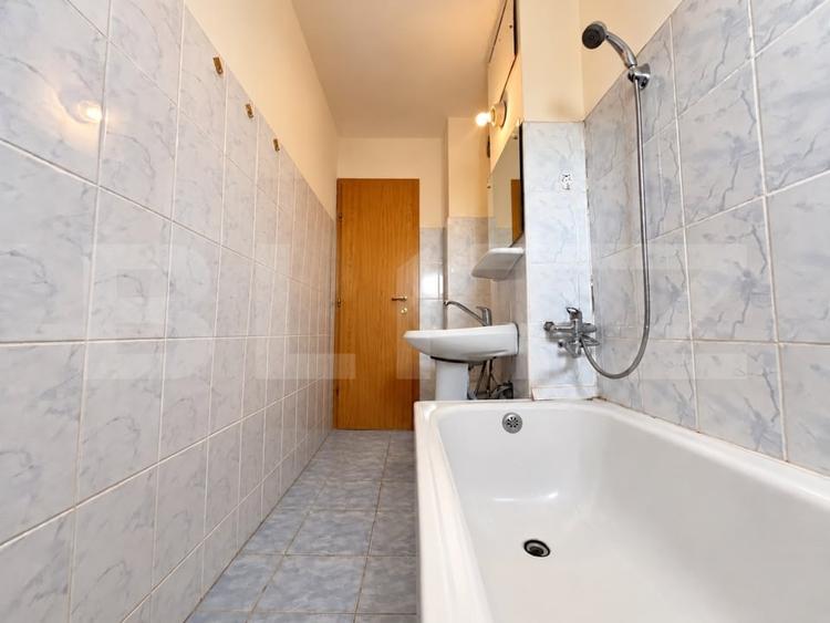 Apartament cu 2 camere decomandat, mobilat în Zărnești