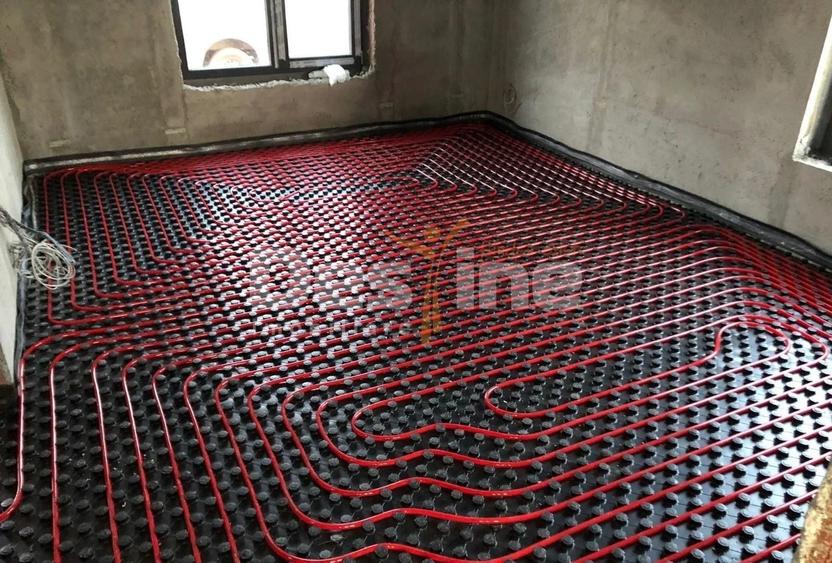 Casă individuală cu 4 camere cu Canalizare în Domnești