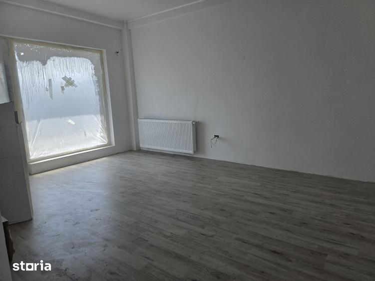 Casă cu 3 camere cu Teren 180 Mp în Central
