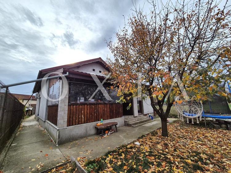 Casă individuală cu 3 camere cu Canalizare în Giroc