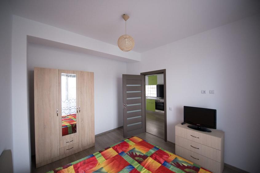 Apartament cu 2 camere decomandat, mobilat în Mamaia-Sat