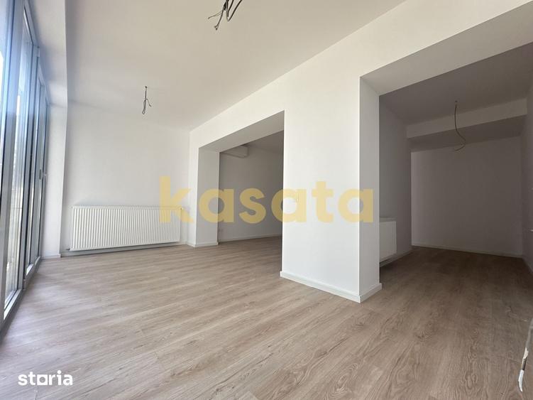 Apartament cu 4 camere în Tei