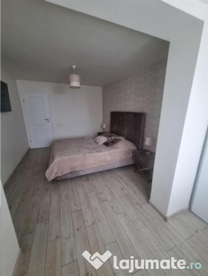 Apartament 3 cam et 2 decomandat renovat zona Colfescu - 6