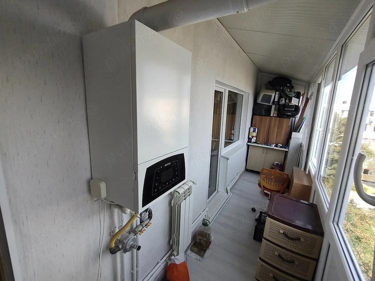 Apartament cu 3 camere decomandat în Prundu