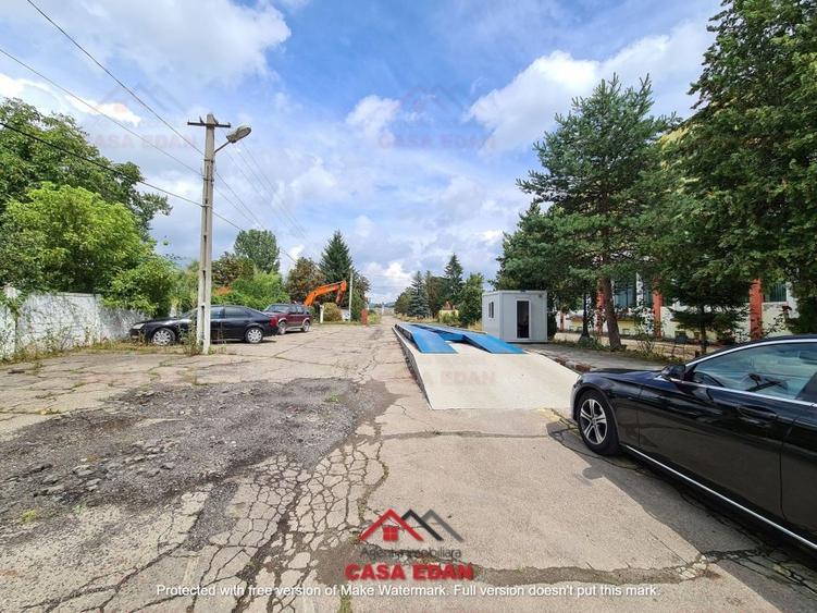 Teren Construcții intravilan de 200000 mp, în Central