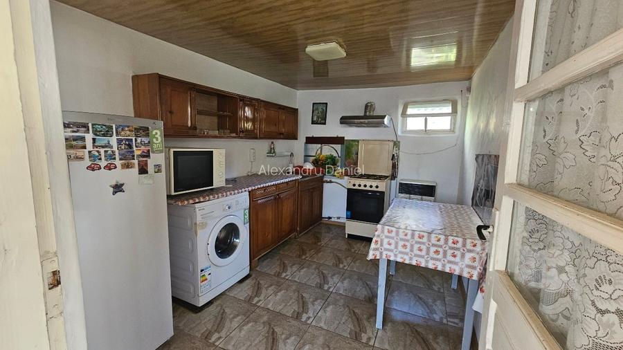 Vând casă în sat Amaru, comuna Amaru