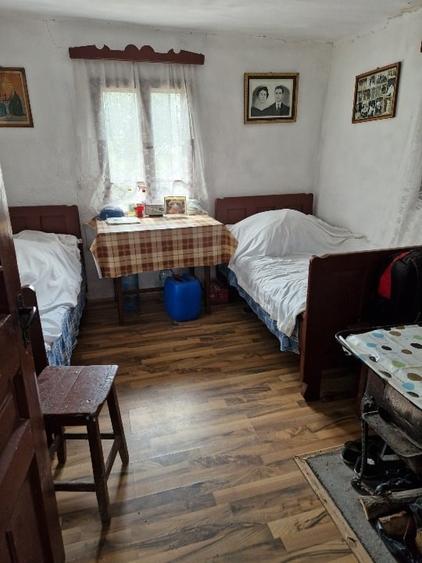 Casă individuală cu 3 camere cu Canalizare în Adunații Teiului