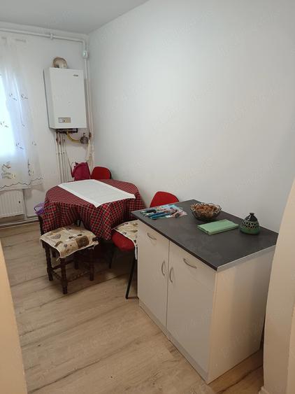 Apartament cu 2 camere semidecomandat în Hipodrom 3
