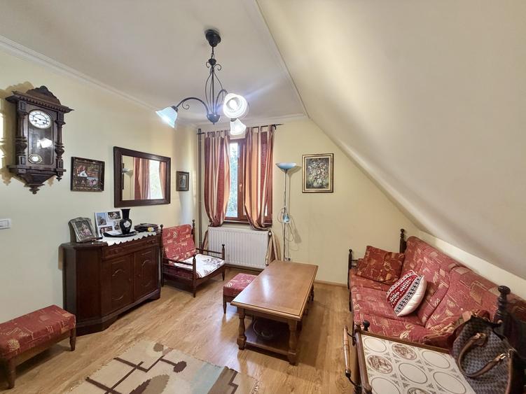 Casă individuală cu 4 camere cu Teren 1050 Mp în Sânmihaiu Român