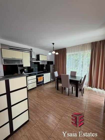 Apartament cu 3 camere decomandat în Universitate