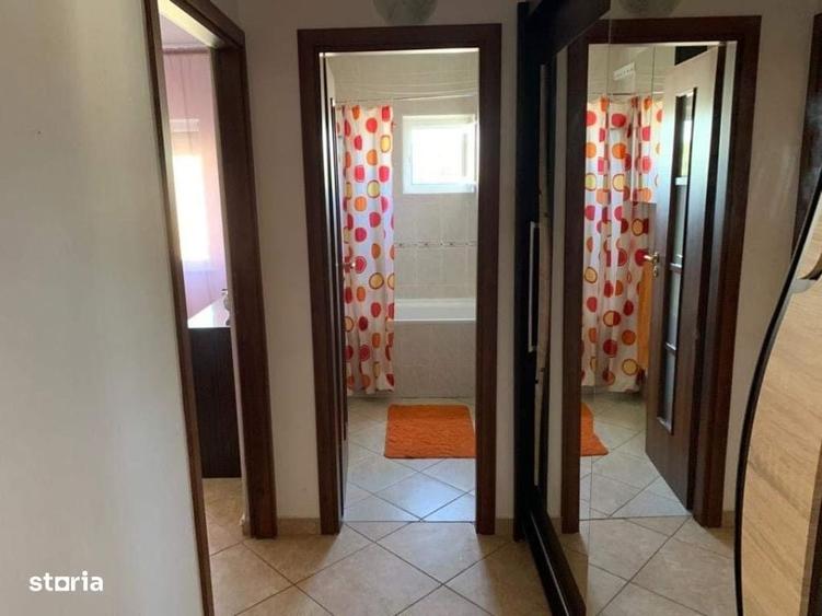 Apartament cu 3 camere decomandat în 1 Mai