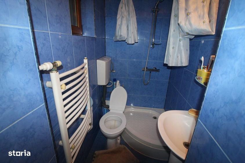 Casă cu 3 camere în Toplița